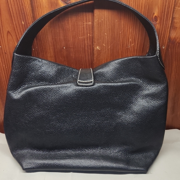 Dooney& Bourke Black Pebbled Leather Clip Closure 🚨🚨 Limited Time Offer - Picture 7 of 10